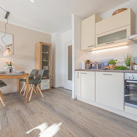 Ferienwohnungen Im Haus Strandburg 格洛米茨 外观 照片