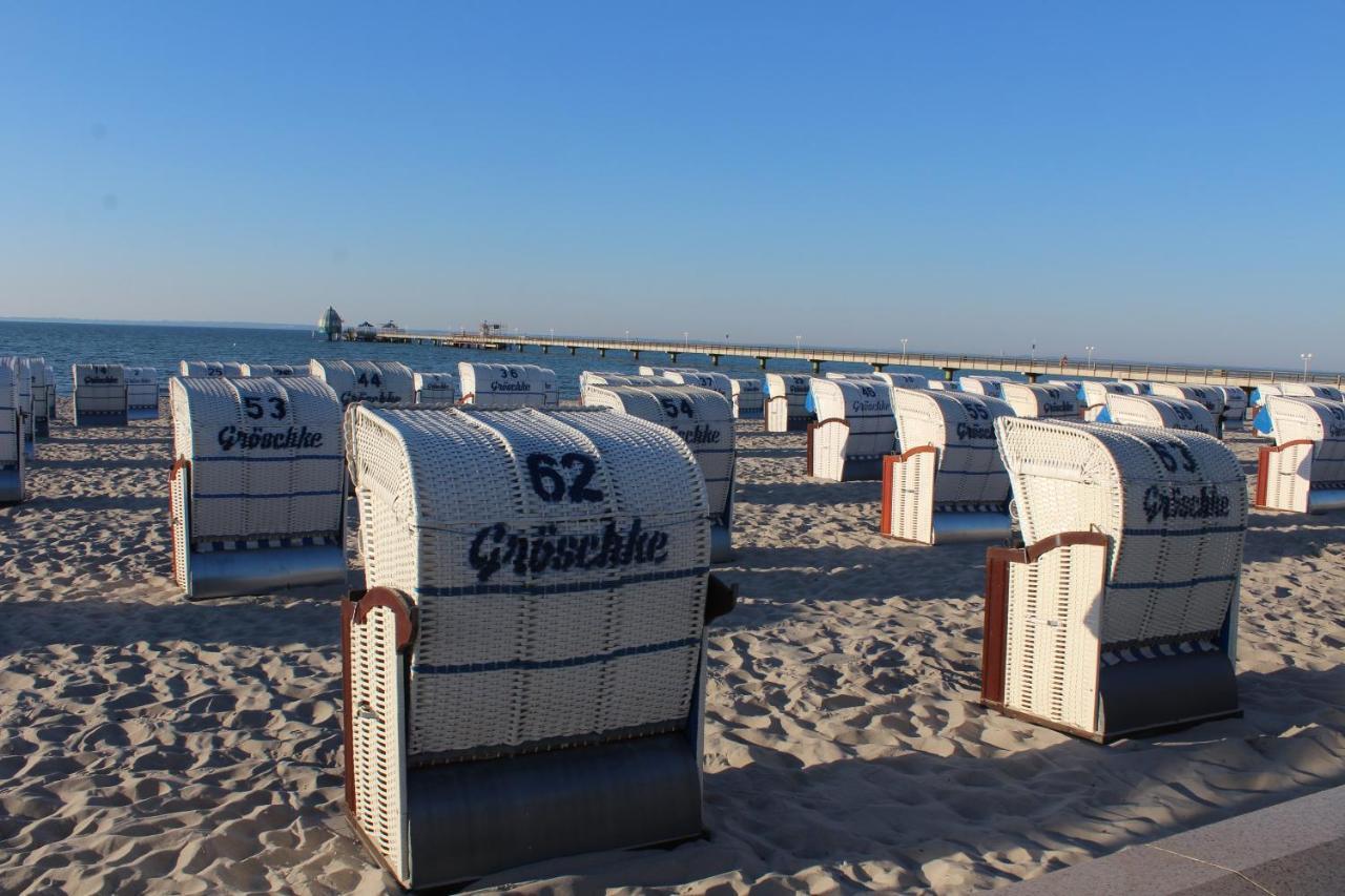 Ferienwohnungen Im Haus Strandburg 格洛米茨 外观 照片