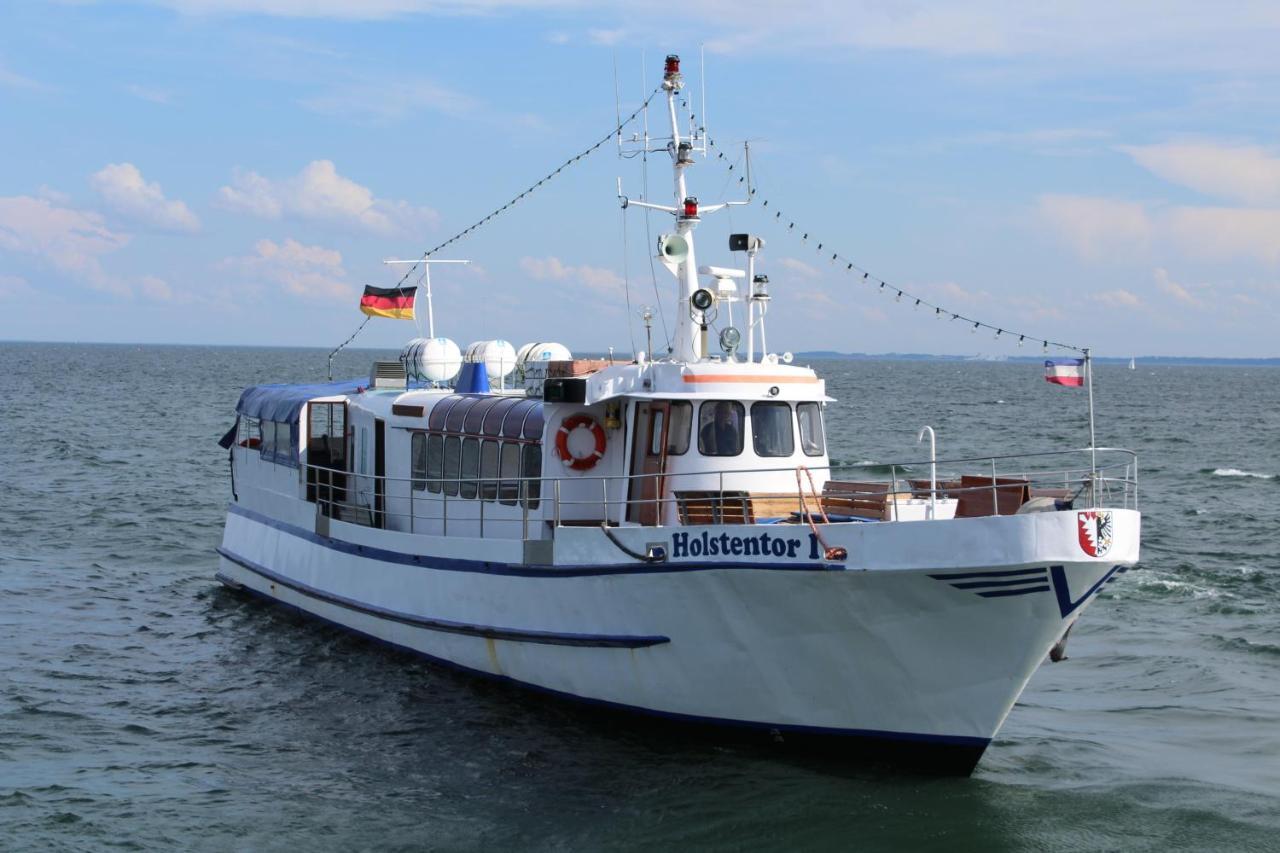 Ferienwohnungen Im Haus Strandburg 格洛米茨 外观 照片