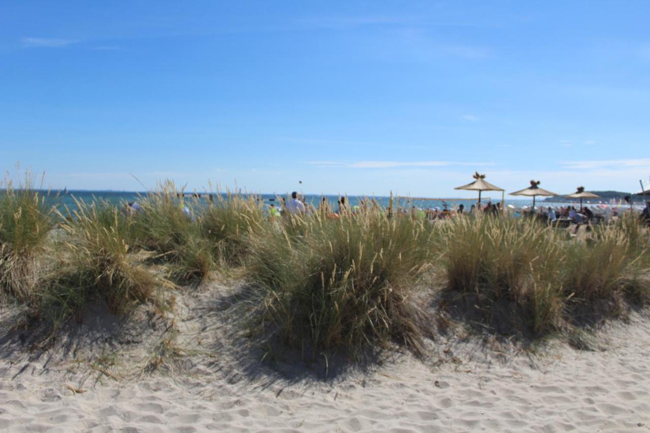 Ferienwohnungen Im Haus Strandburg 格洛米茨 外观 照片