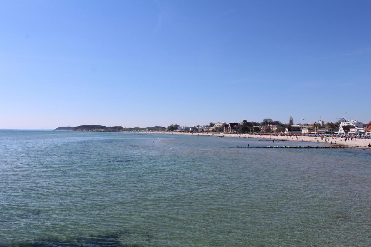 Ferienwohnungen Im Haus Strandburg 格洛米茨 外观 照片